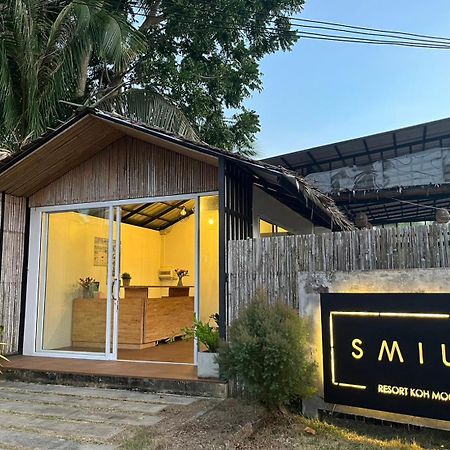 Smile Resort Ко Моок Екстериор снимка