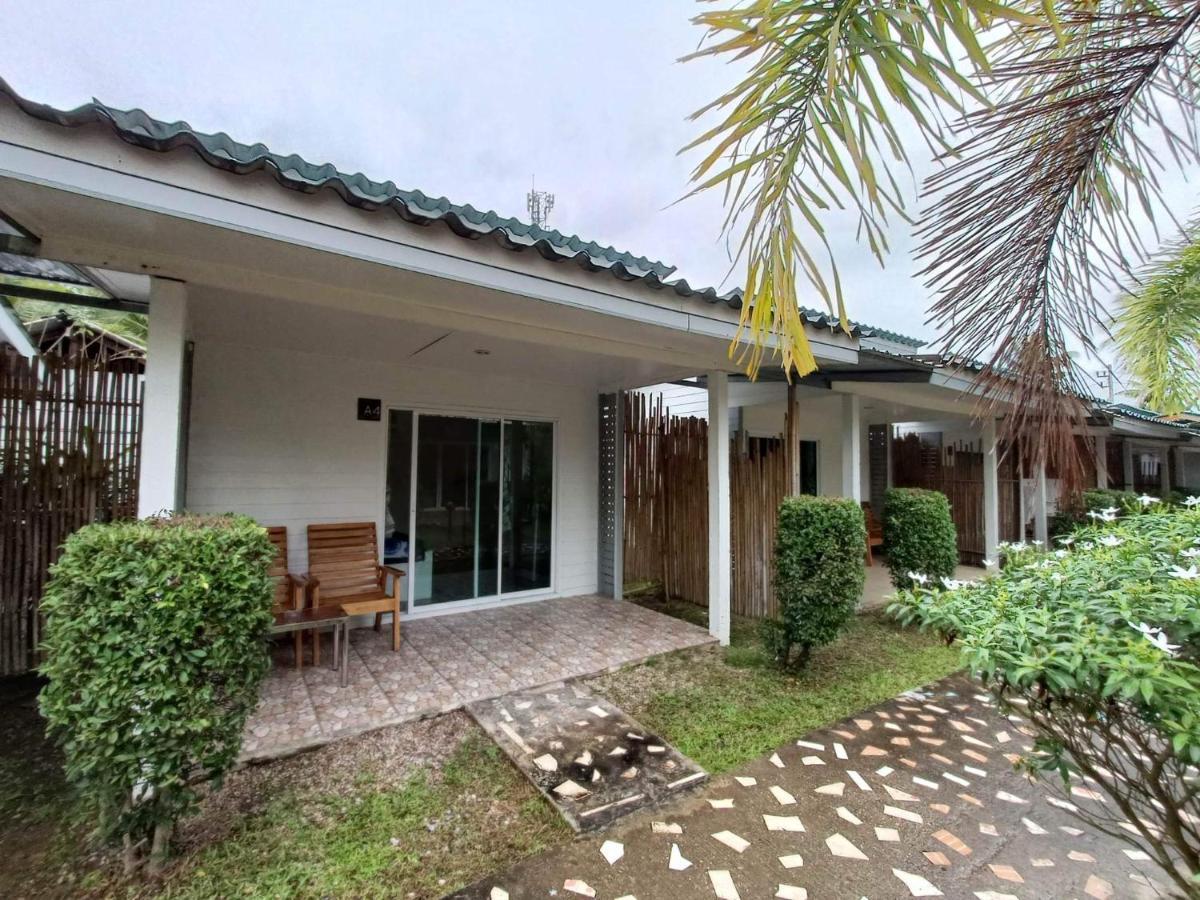 Smile Resort Ко Моок Екстериор снимка