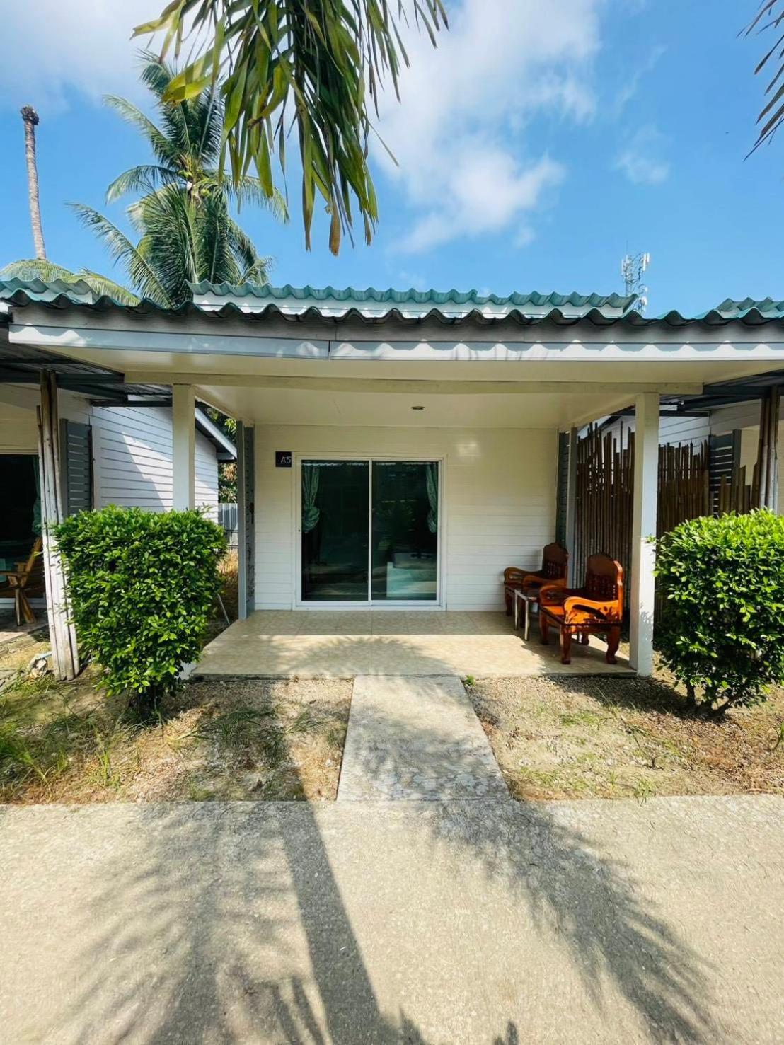Smile Resort Ко Моок Екстериор снимка